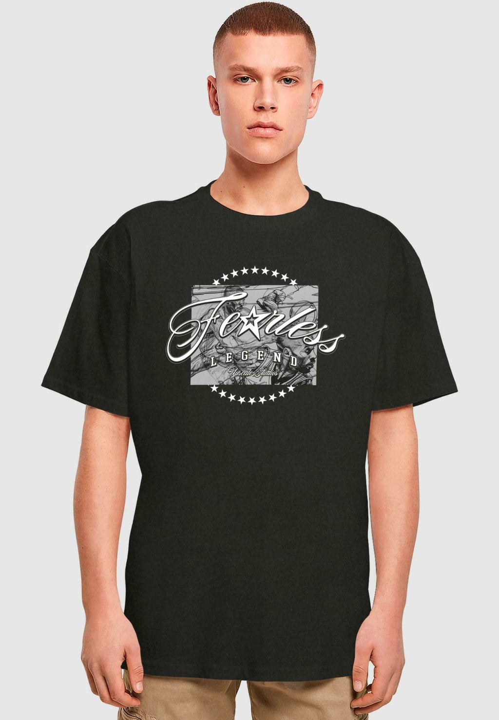 

Футболка с принтом FEARLESS LEGEND HEAVY OVERSIZE TEE Upscale by Mister Tee, черный
