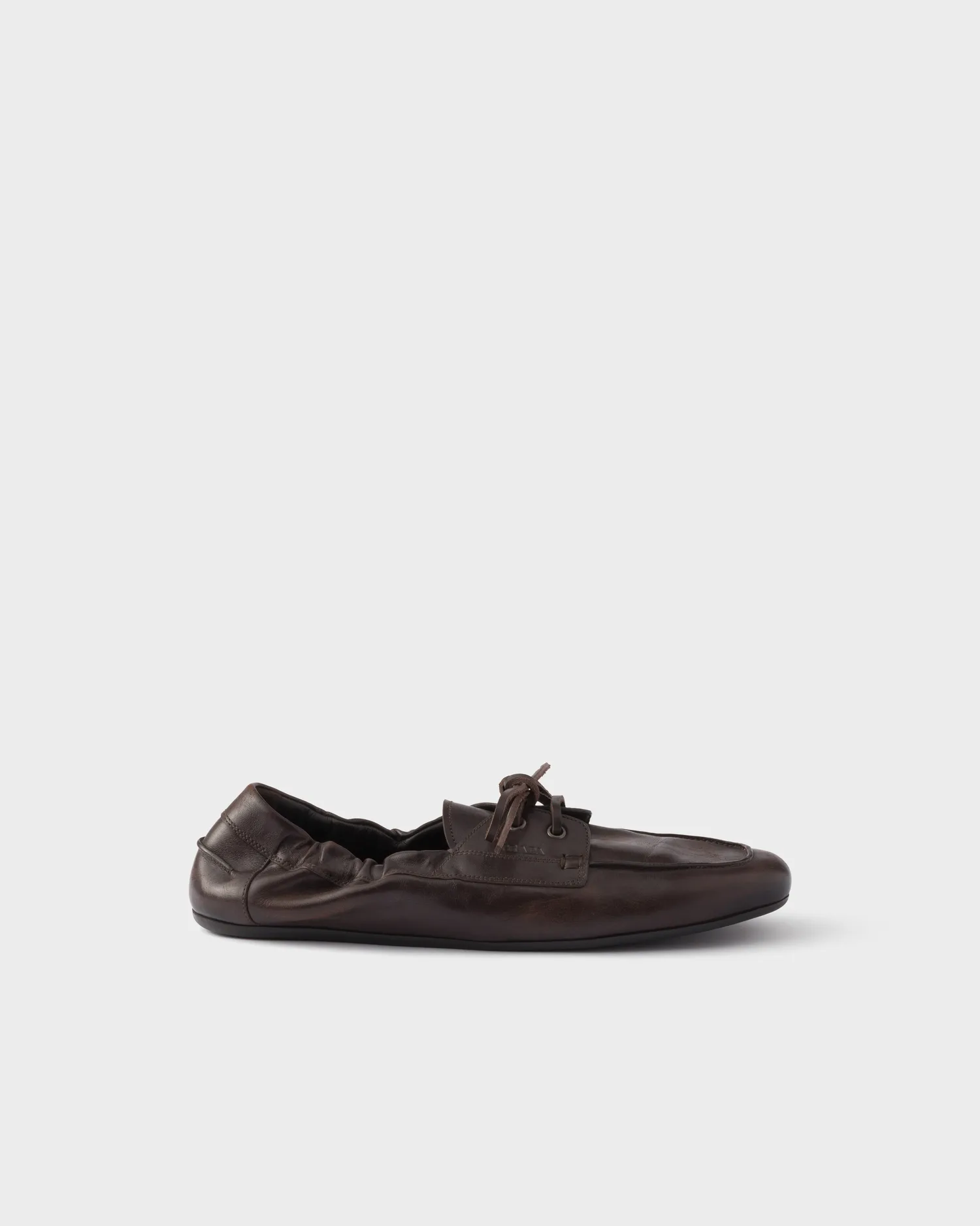 Шнурованные туфли из состаренной кожи Shuffle Prada, коричневый — фото 2