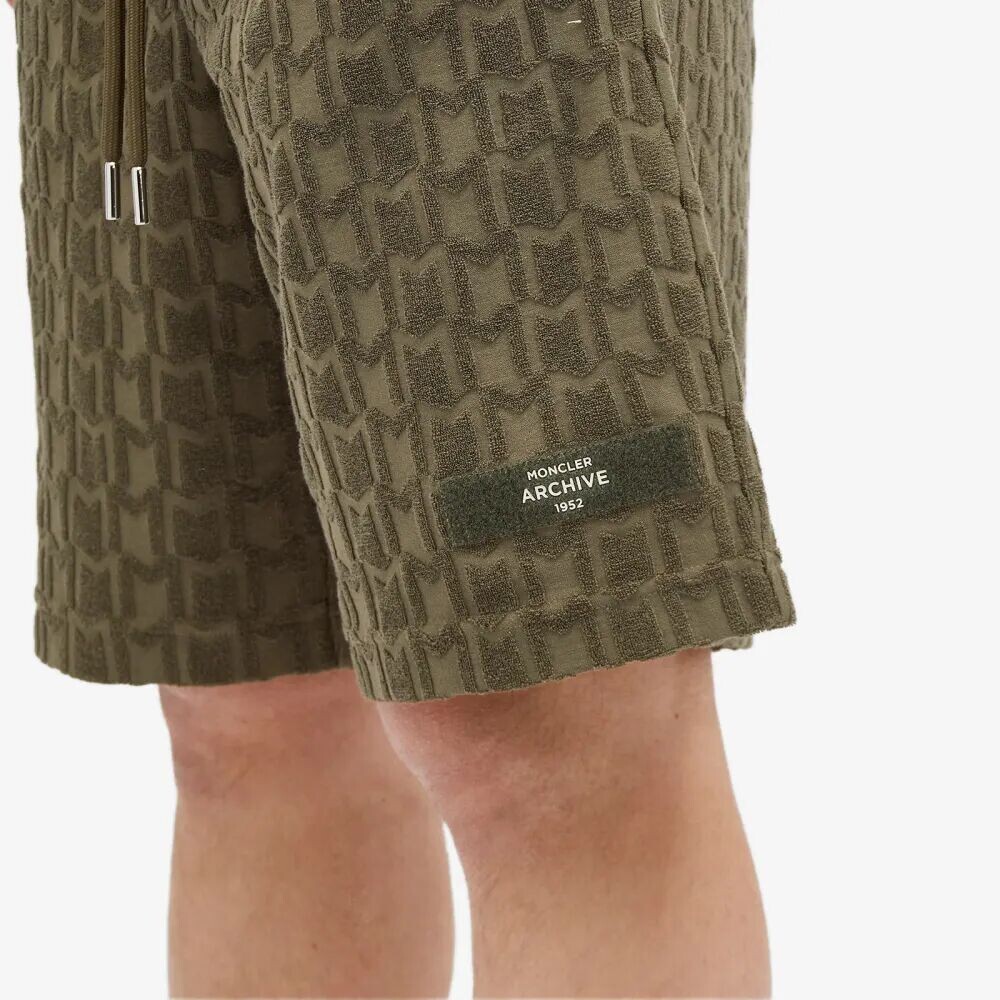 

Moncler Короткие полотенца с монограммой, зеленый