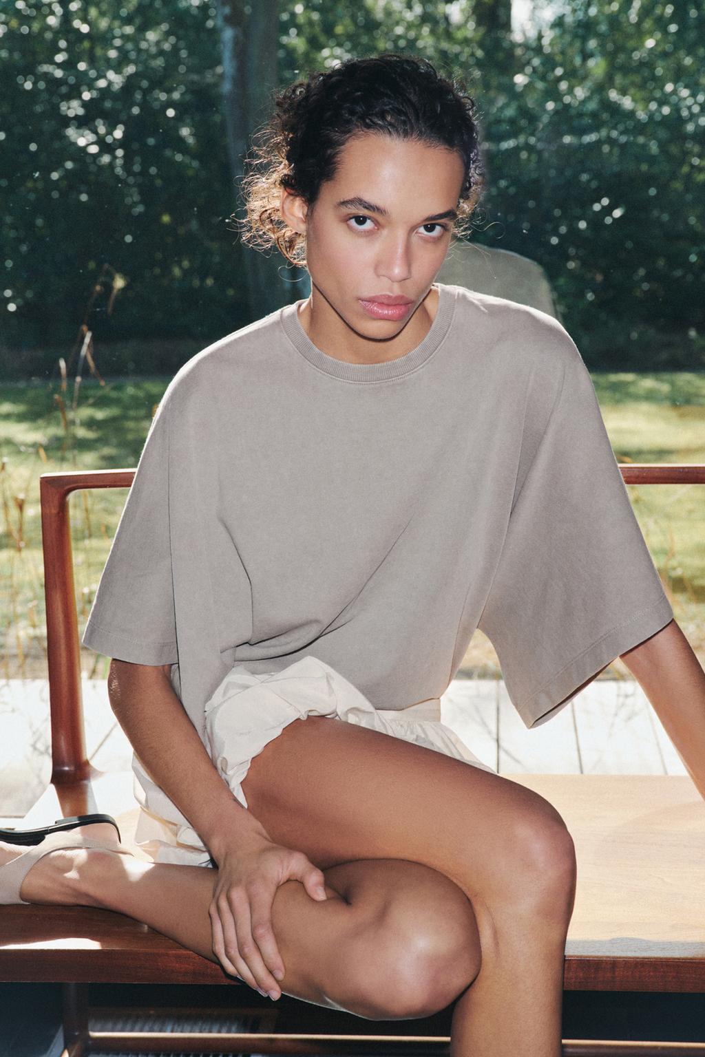 

Застиранная футболка с коротким рукавом ZARA, цвет Mink