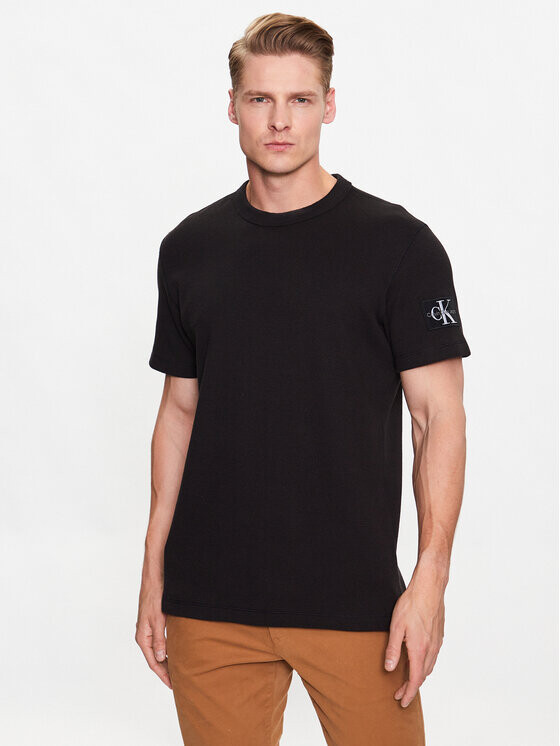 

Футболка стандартного кроя Calvin Klein, черный