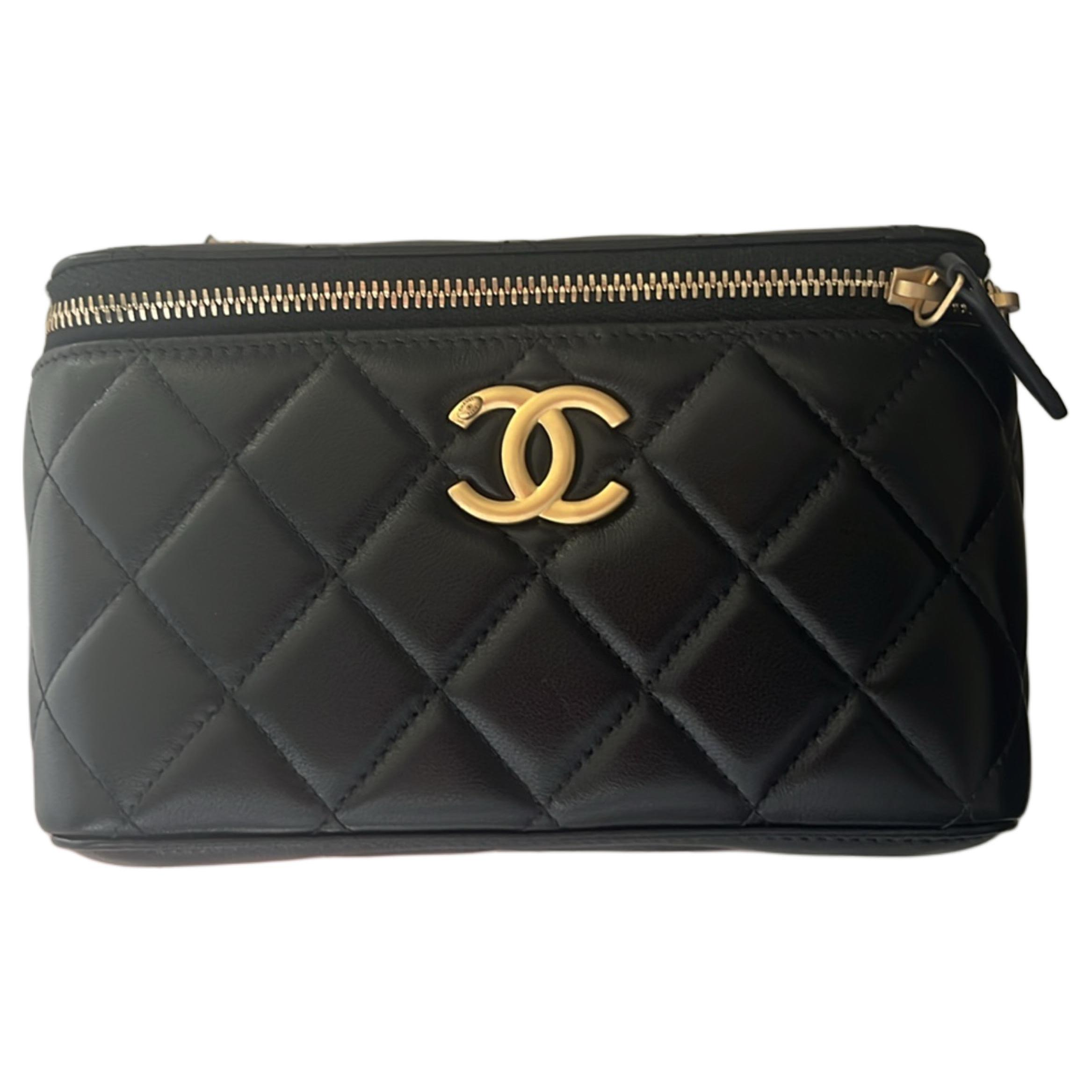 

CHANEL Маленькая квадратная сумка-коробка на плечо из ягненка мини женская черная