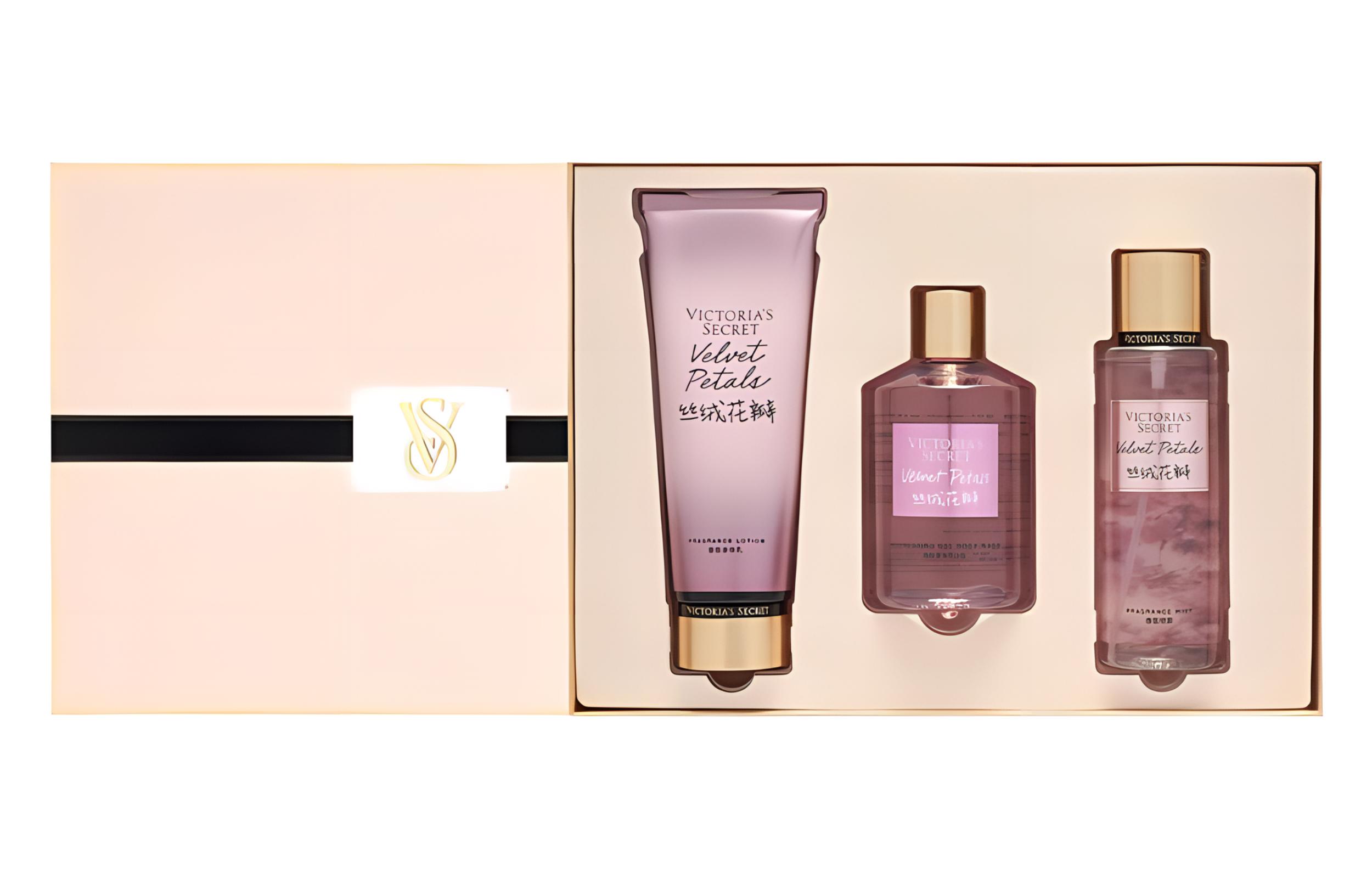 Набор для ухода за телом Velour Petal Fragrance Box с успокаивающим эффектом для кожи 300мл+236мл+250мл Victoria's Secret — фото 2