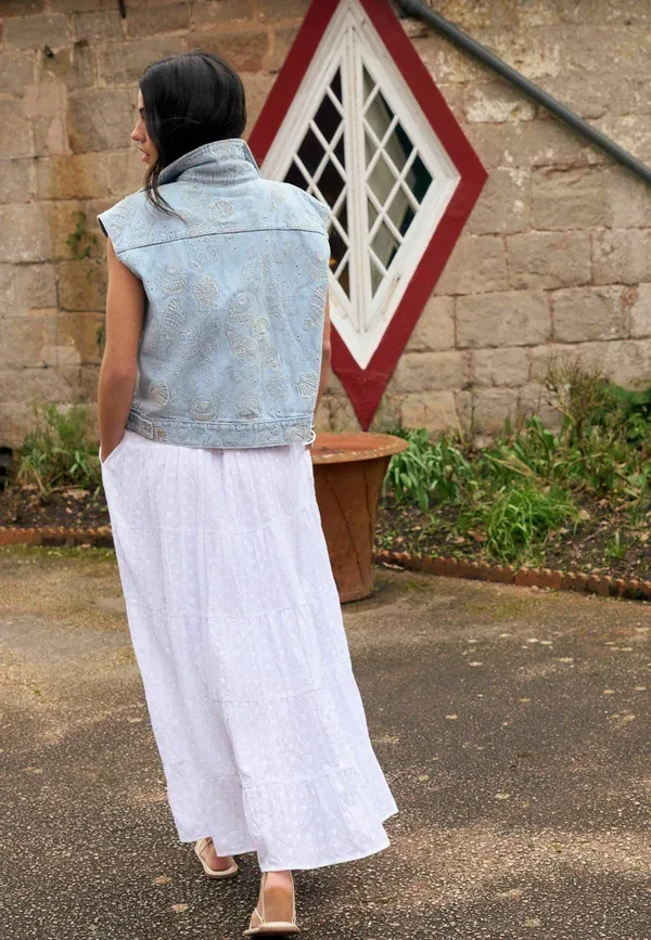 Жилет Tall fit national trust x denim embroidered gilet, Next, светло-голубой — фото 4