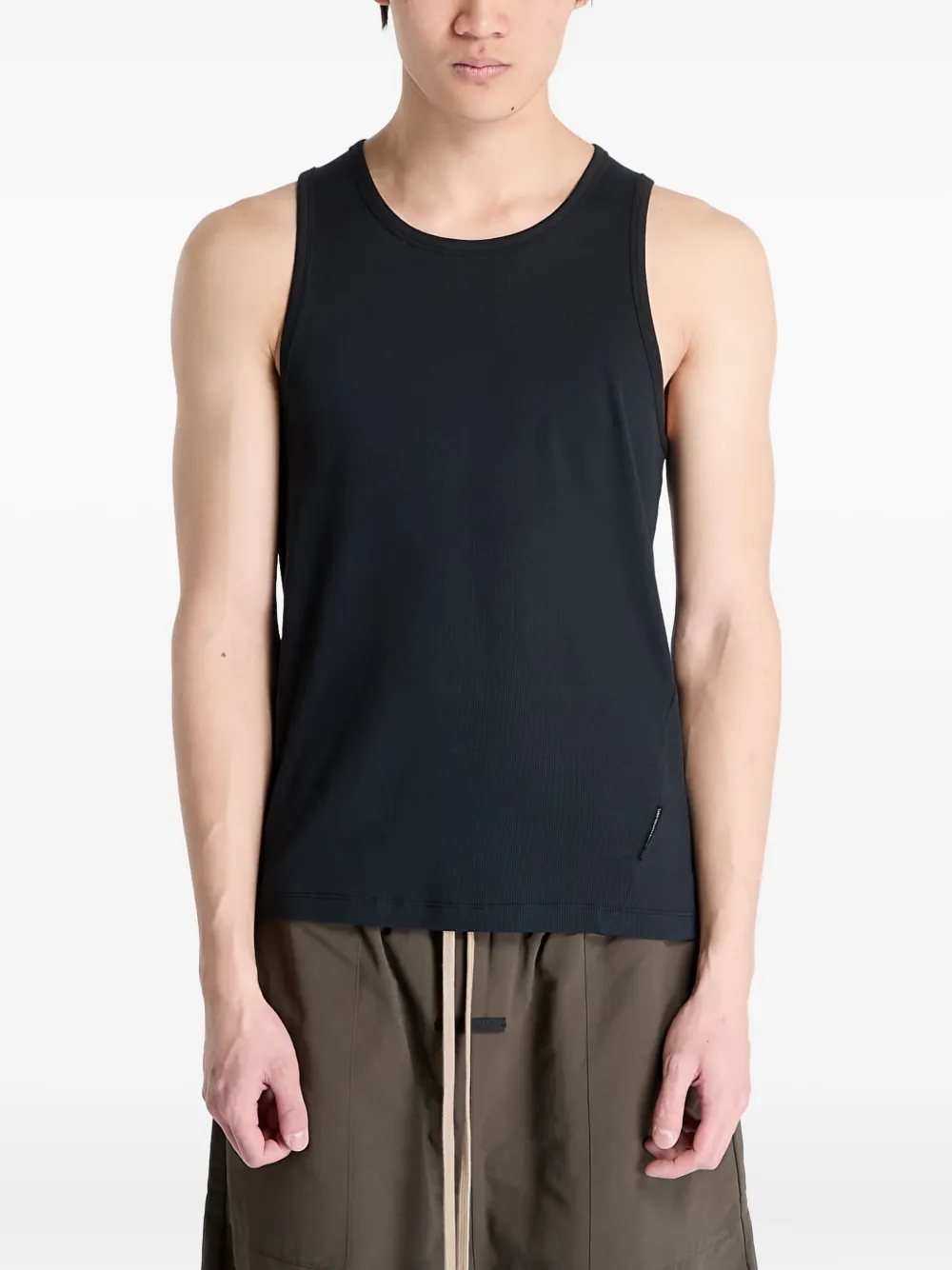 

Топ без рукавов Post Archive Faction, черный