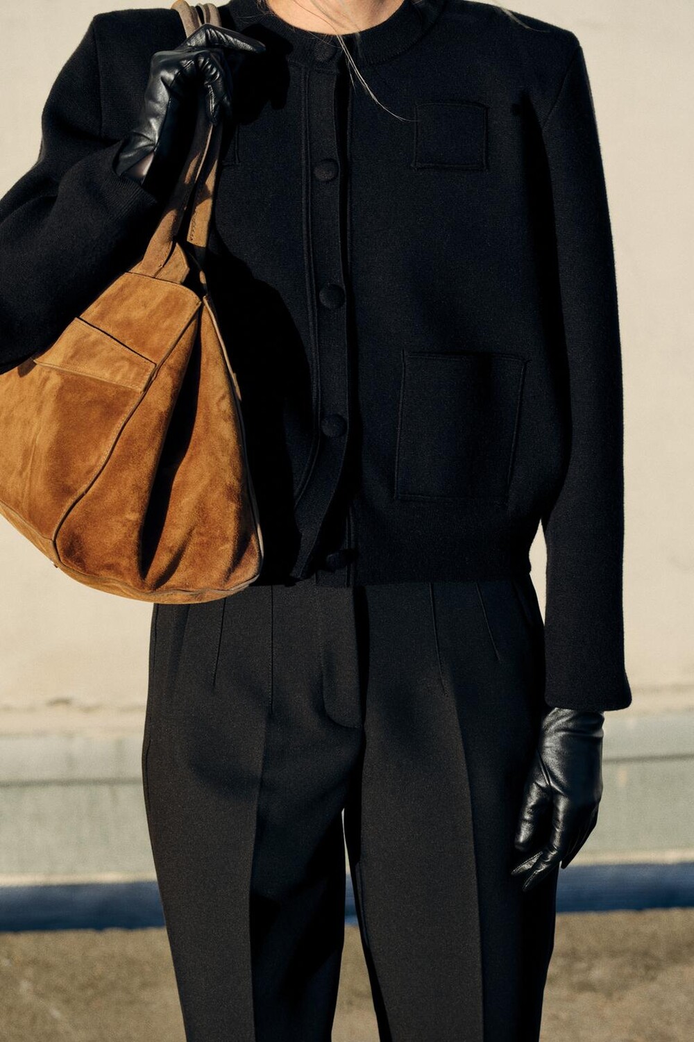 

Короткие кожаные перчатки ZARA, черный