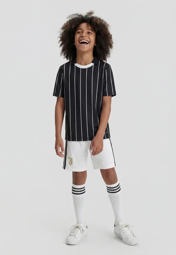 Футболка детская Juventus home kids club wear Adidas Performance, белый