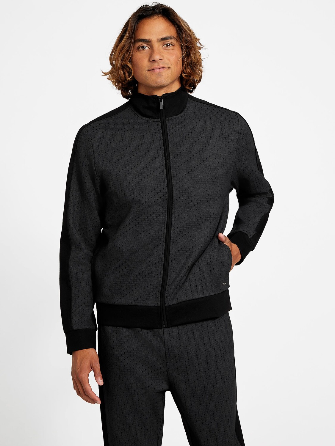 

Активная куртка с логотипом Mateo Guess Factory, цвет Jet Black Multi