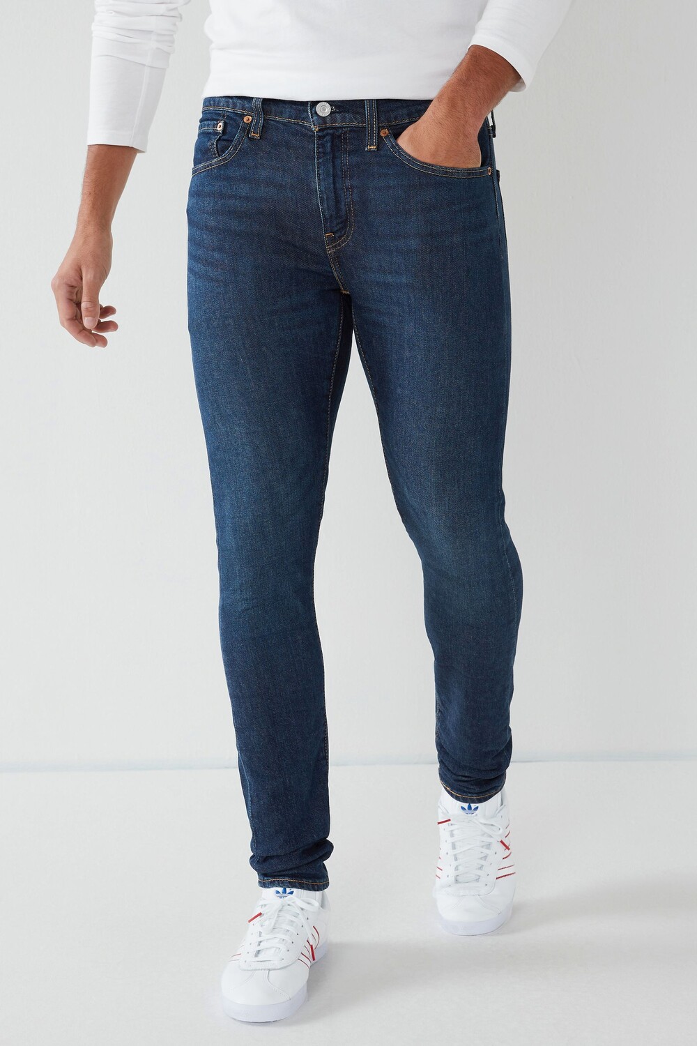 

Узкие брюки с зауженными штанинами Levi's, синий
