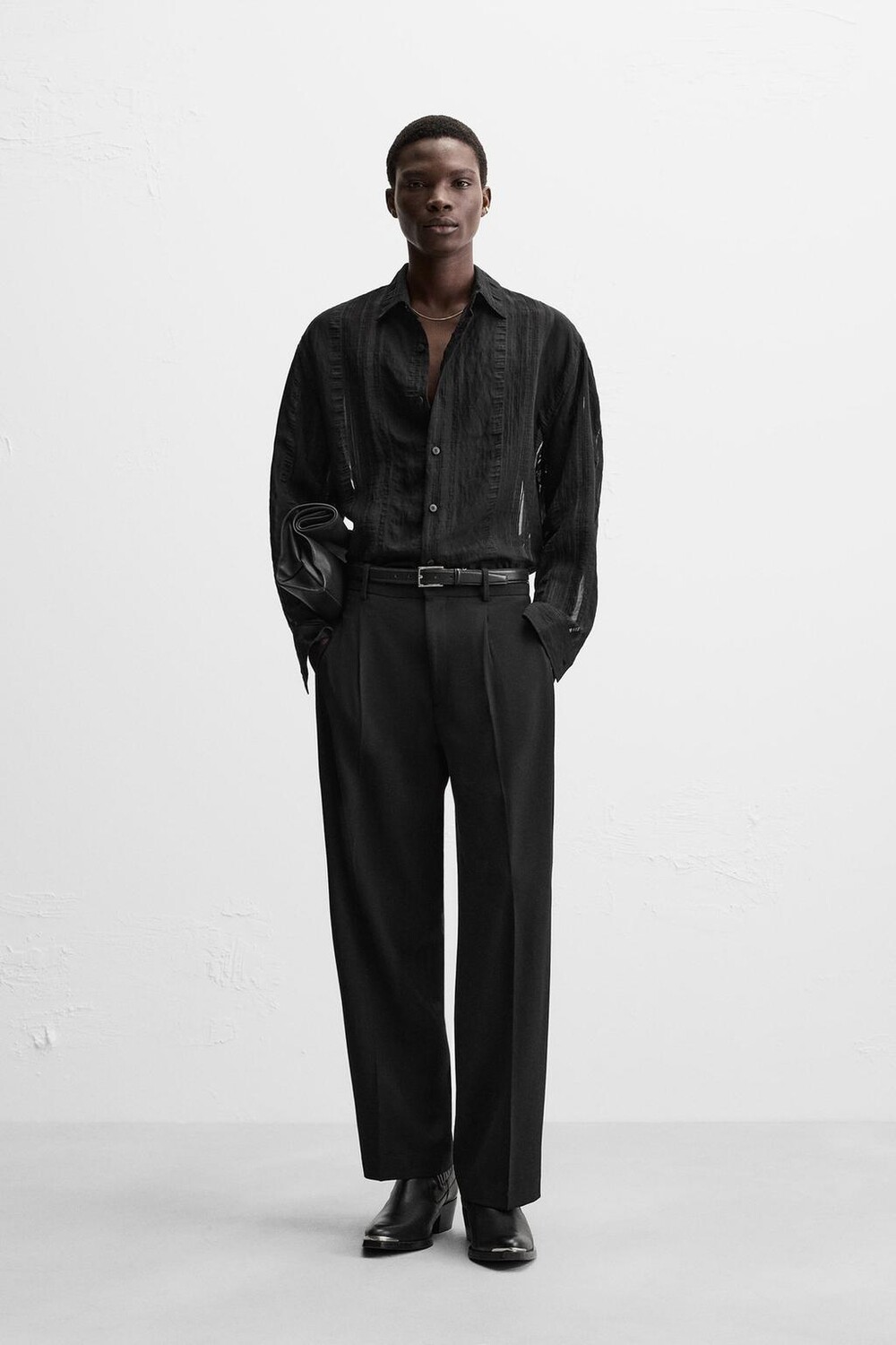 

Полупрозрачная жаккардовая рубашка ZARA, черный