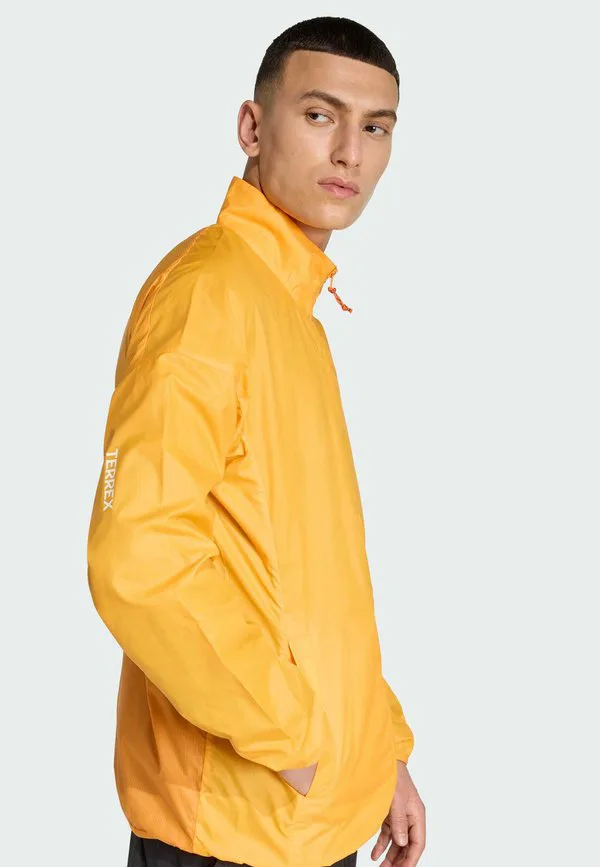 Куртка multi clima365 с ветровой тканью для отдыха на открытом воздухе Adidas Sportswear, Semi Impact Orange Pure Tangerine Pure Tangerine — фото 4