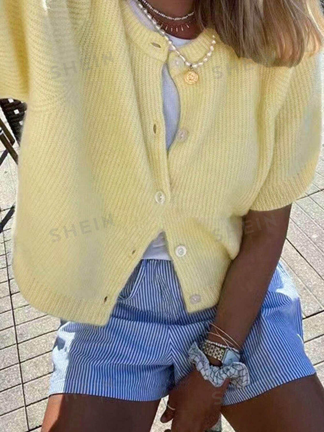 

EZwear Трикотажная рубашка с короткими рукавами, однотонная, без молнии, для женщин больших размеров, можно носить как весной, так и осенью Shein, желтый