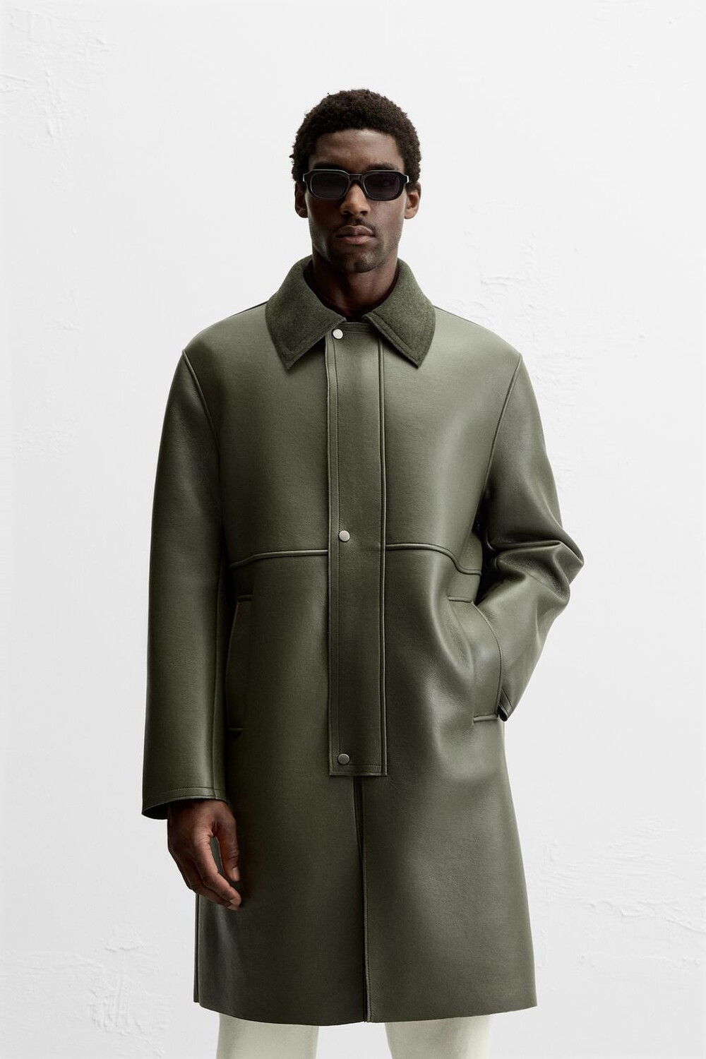

Пальто с эффектом комбинированной кожи ZARA, темно-зеленый