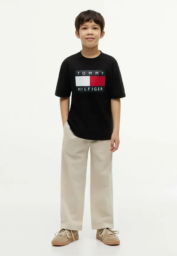 Футболка Tommy Hilfiger Heritage printed flag, черный