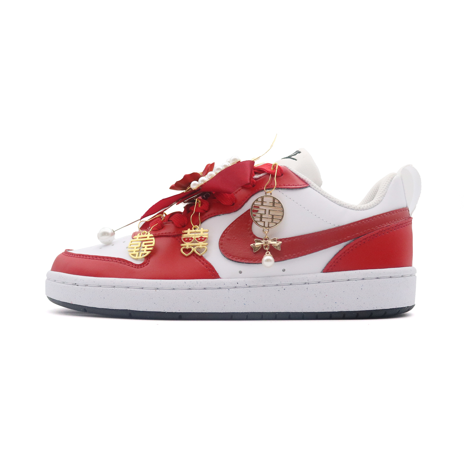 

Nike Кроссовки Court Borough 2 Unisex низкие красно-белые, цвет Red White