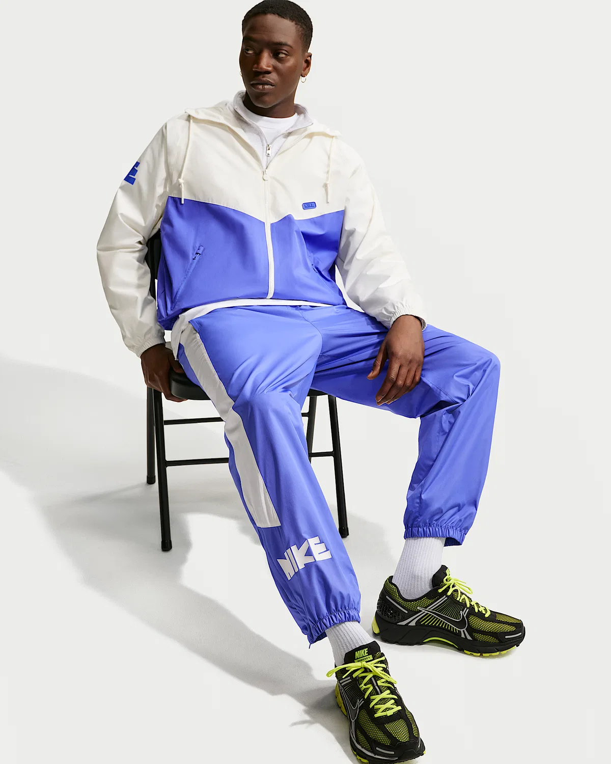 Мужские спортивные штаны Nike Windrunner с принтом, Sapphire/Sail/Sail — фото 4