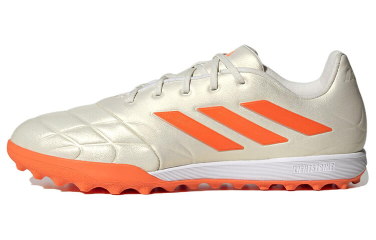 

Футбольные кроссовки Adidas Copa унисекс