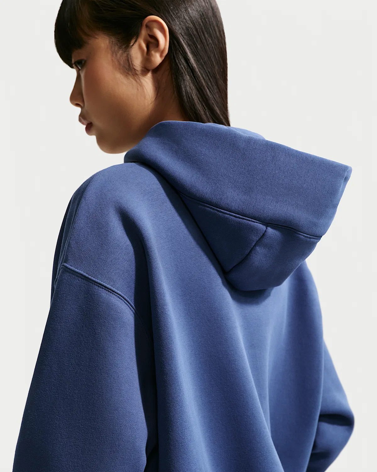 Женский оверсайз худи Nike Sportswear Phoenix Fleece, Mystic Navy/Sail — фото 2