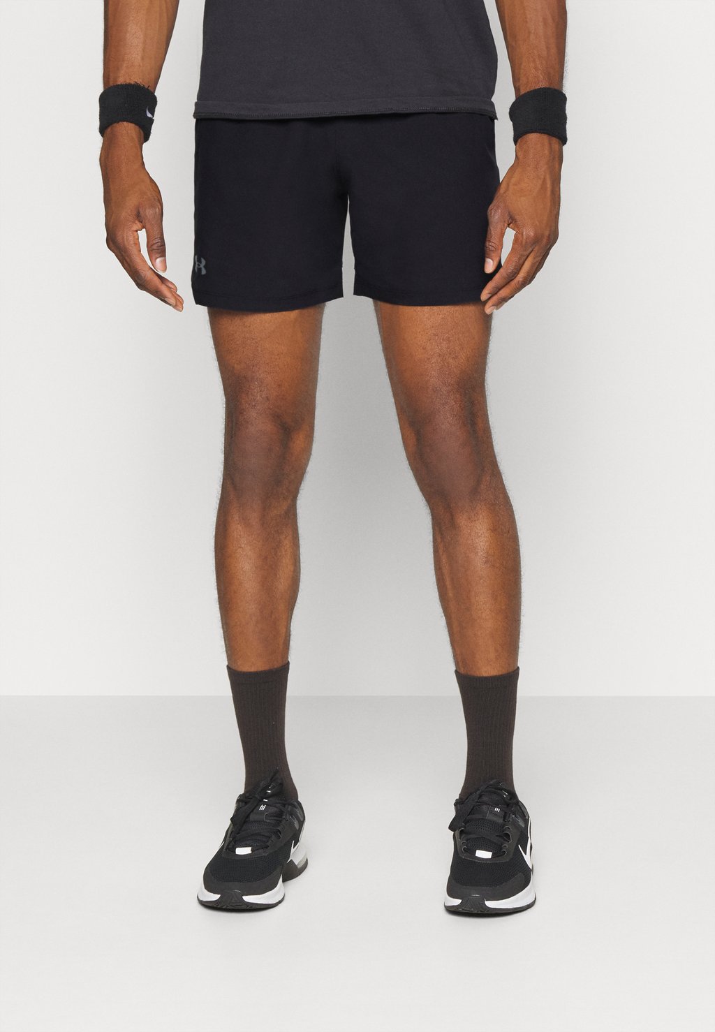 

Спортивные шорты Under Armour VANISH SHORTS, цвет Black/Pitch Gray