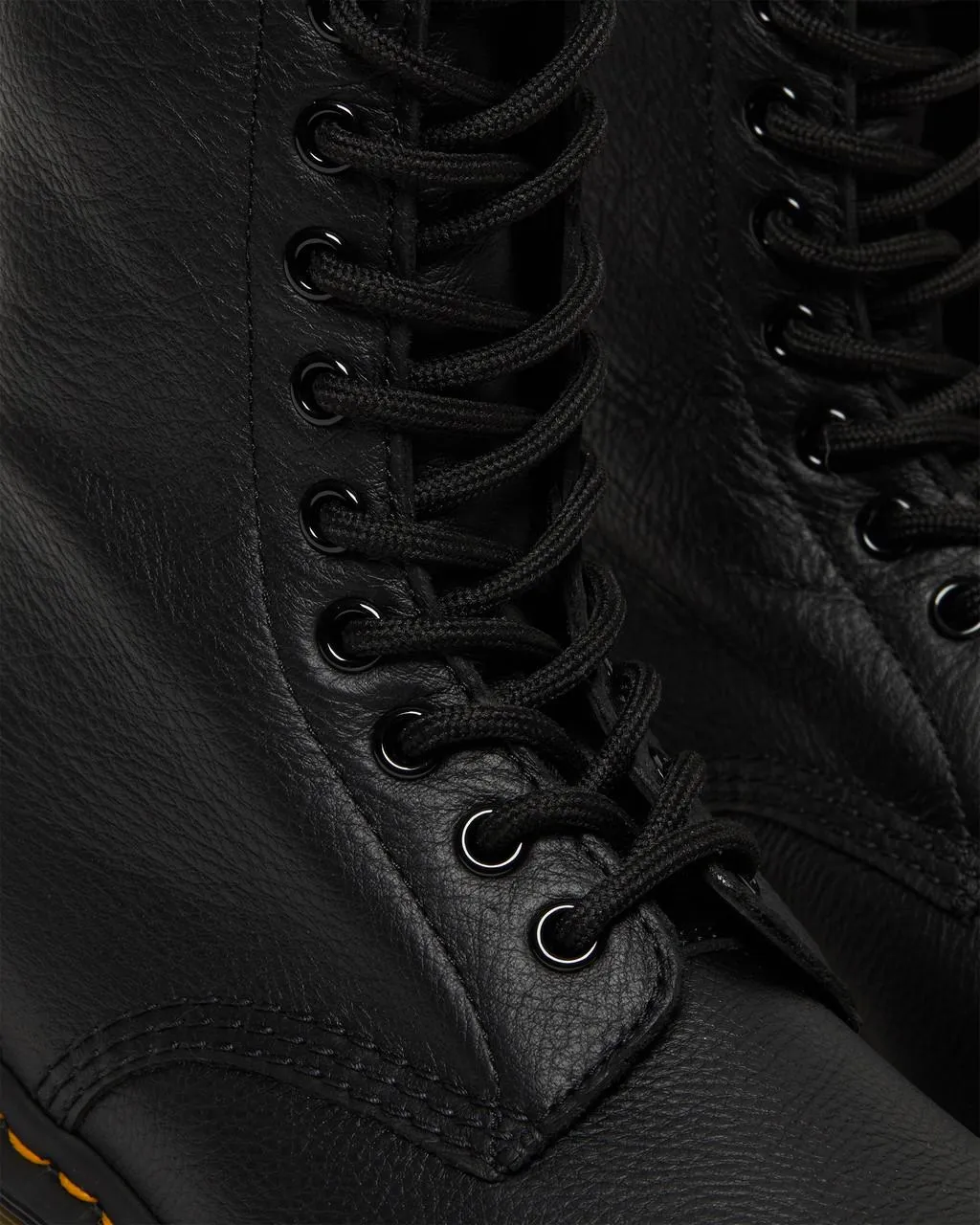 Ботинки кожаные Dr. Martens 1490 Virginia до середины икры, черный — фото 3