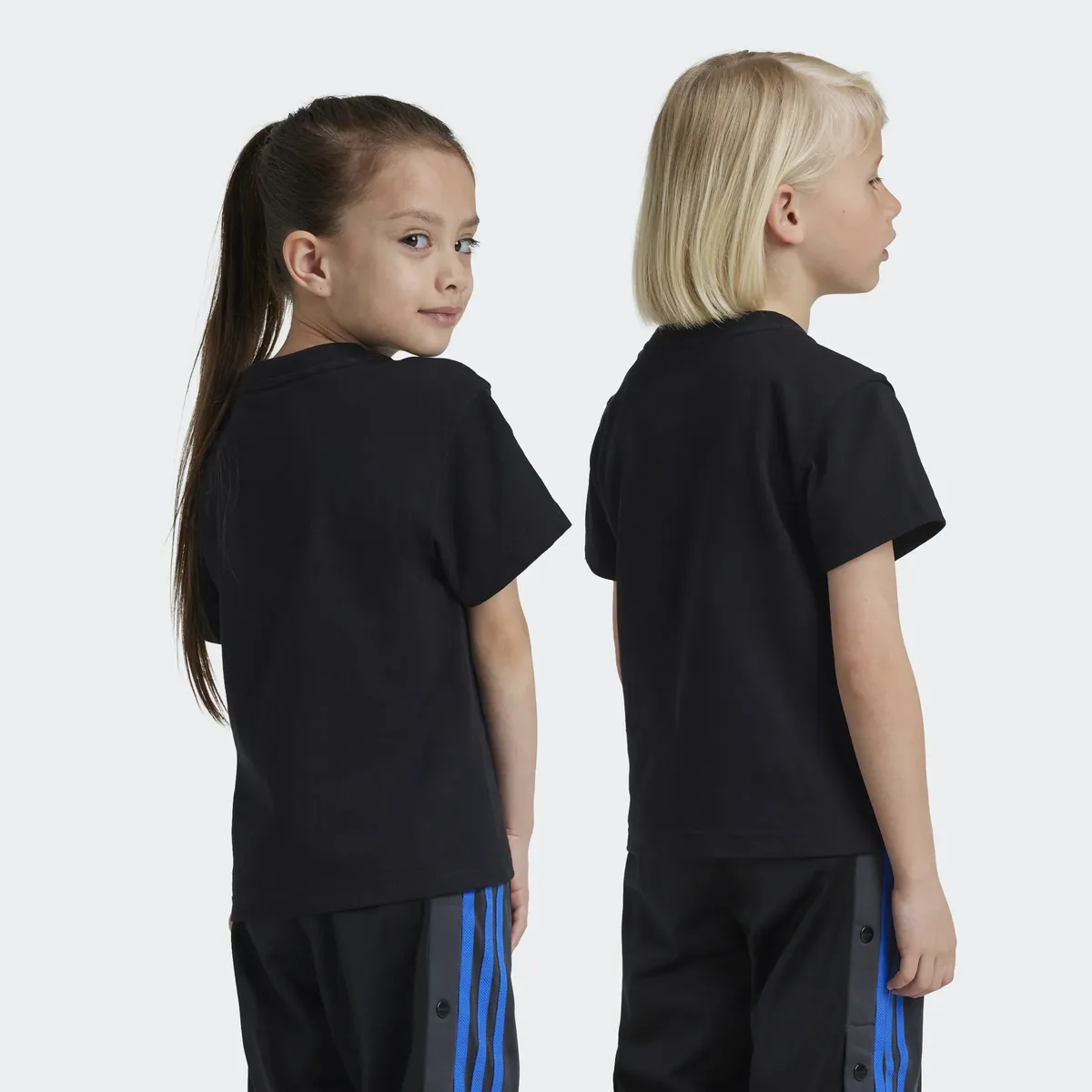 Футболка Adidas Originals "TREFOIL TEE", черный — фото 2