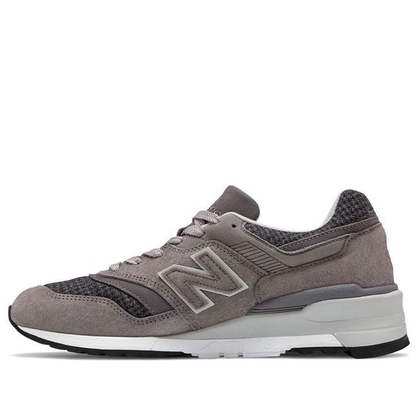 

Кроссовки 997 сделано в США New Balance, серый