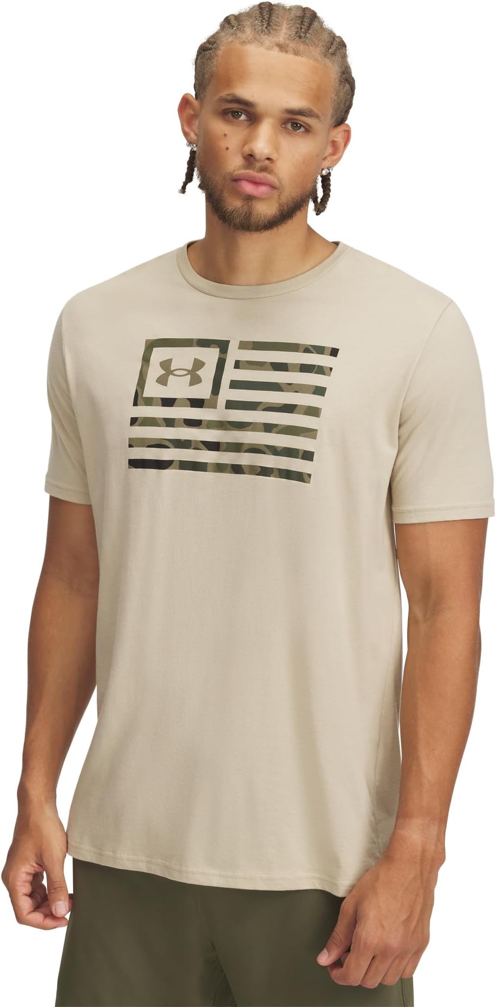 

Футболка Under Armour Freedom Flag Printed T-Shirt, цвет Desert Sand/Bayou