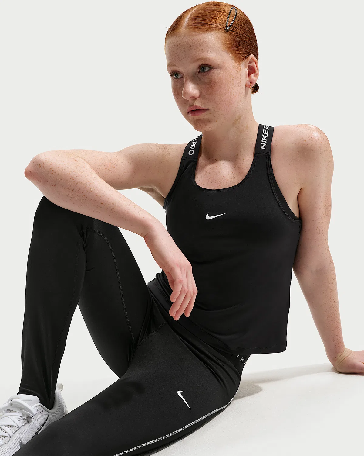 Детская (для девочек) майка Dri-FIT Nike Pro, Black/Black/White — фото 3