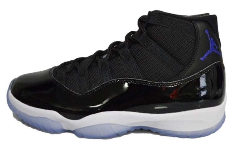 

Jordan 11 Retro Space Jam (2000)
