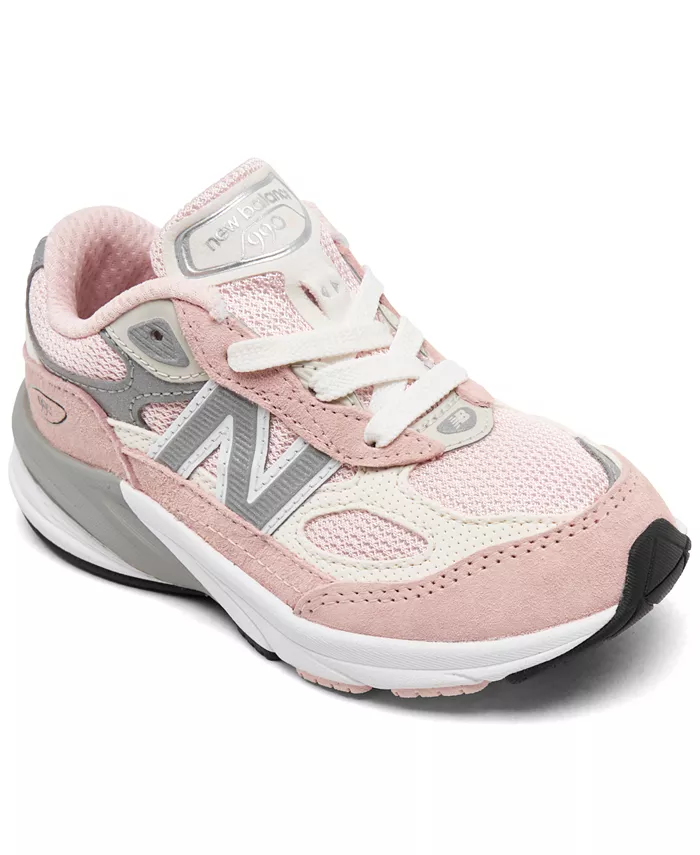 

Детские повседневные кроссовки 990 V6 для девочек от Finish Line New Balance, розовый