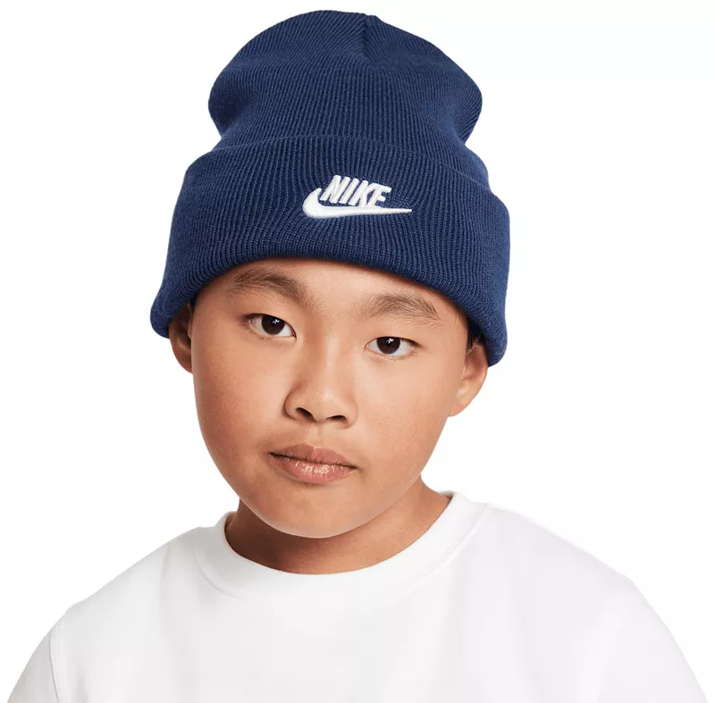 

Детская шапка Nike Peak Futura, цвет Midnight Navy