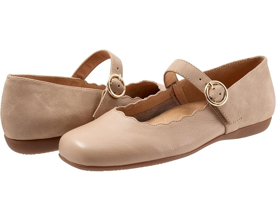 

Туфли на плоской подошве Trotters Sugar, цвет Nude