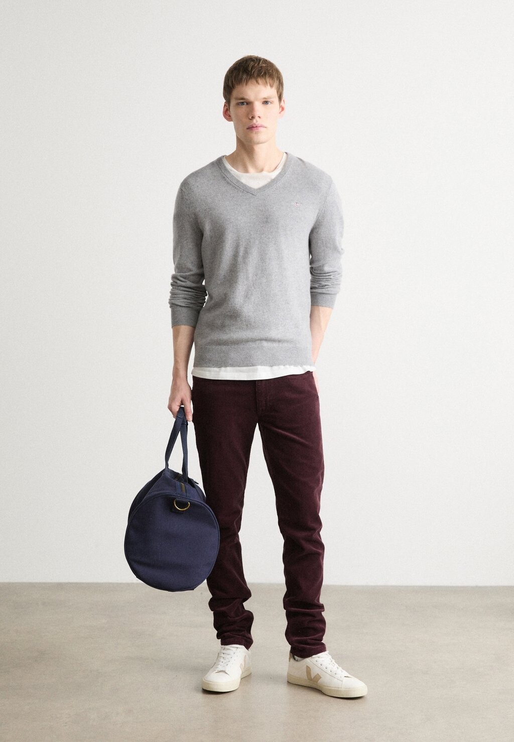 

Джемпер V NECK GANT, серый
