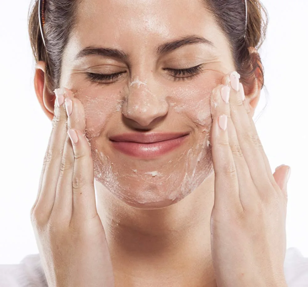 Скраб для лица FarmHouse Fresh Face Exfoliator, сахарный скраб для лица, мягкое отшелушивающее очищающее средство для лица с маслом ши. Скраб для лица One Fine Day Flawless Face Polish. 170 мл — фото 3