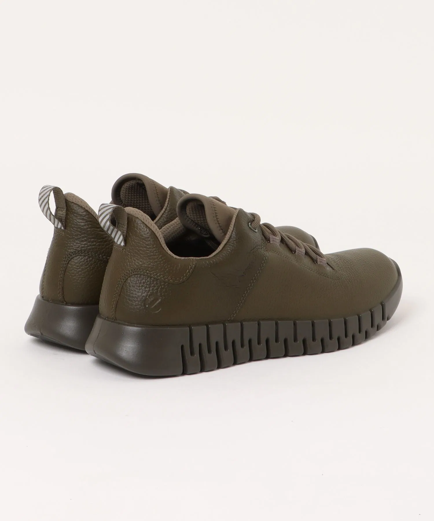 Мужские кроссовки из натуральной кожи ECCO GRUUV GORE-TEX оливковые — фото 2