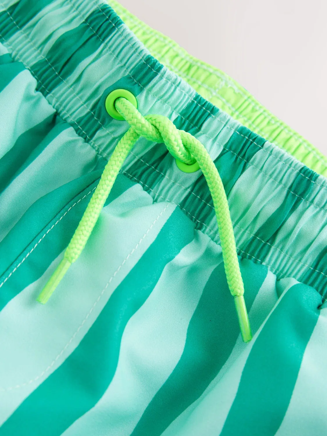Защита от УФ-излучения Next, Light Green — фото 3