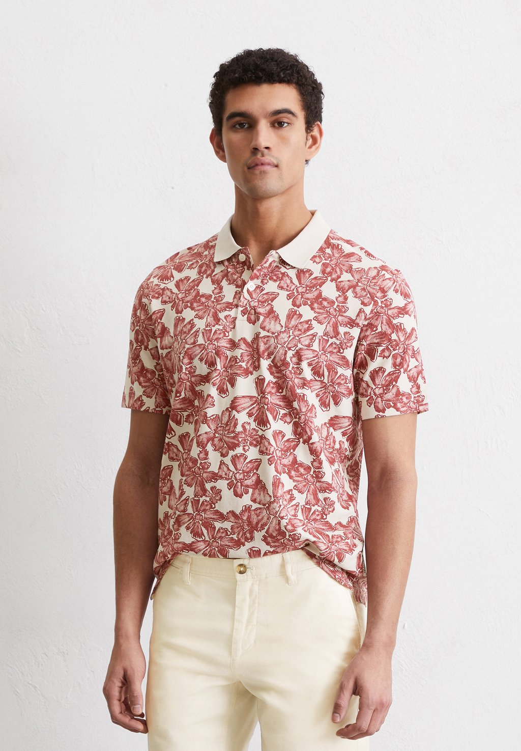 

Рубашка поло SHORTSLEEVE STRUCTURED QUALITY WITH ALLOVER PRINT Marc O'Polo, светло-коричневый