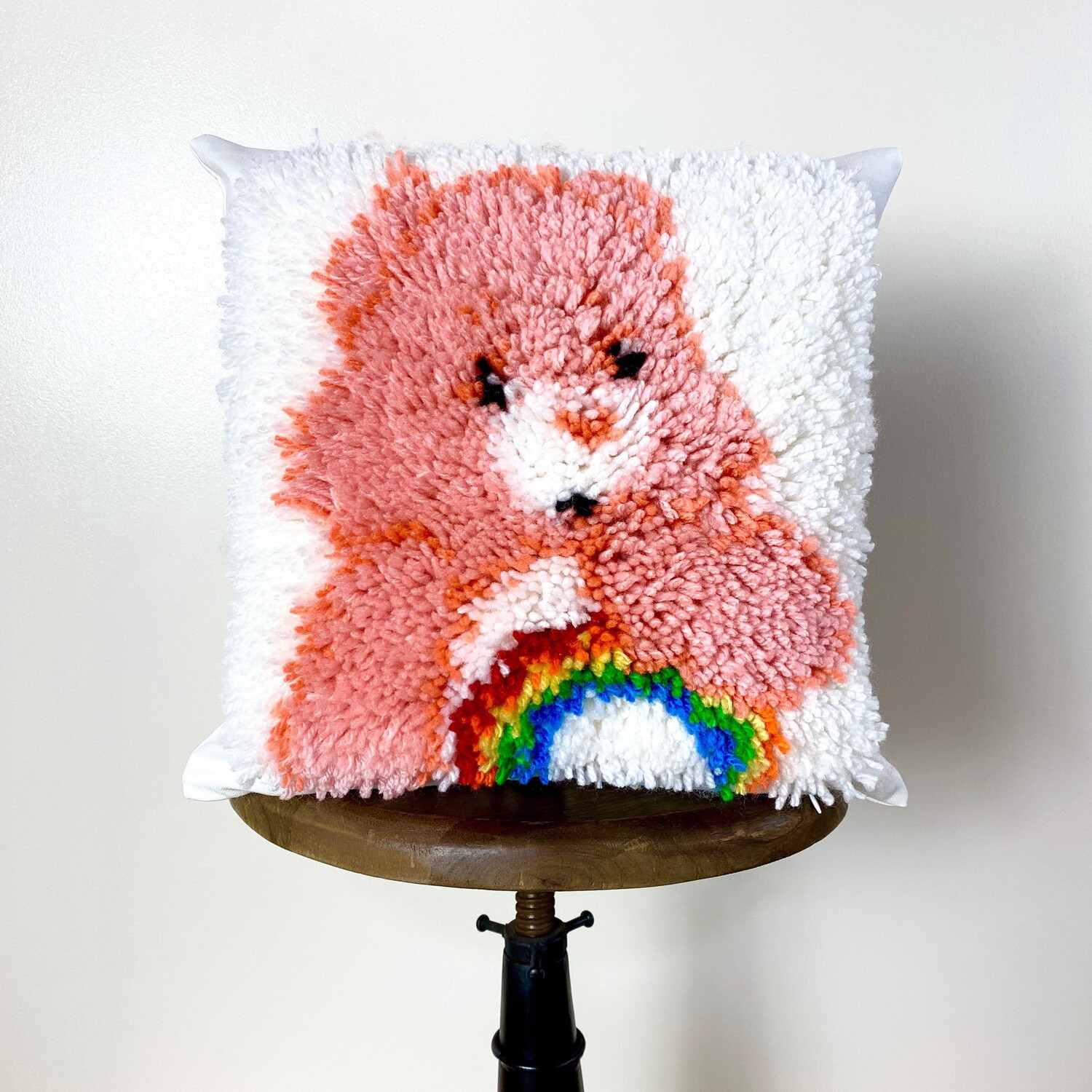 

Подушка с вышивкой UniikPillows, белый