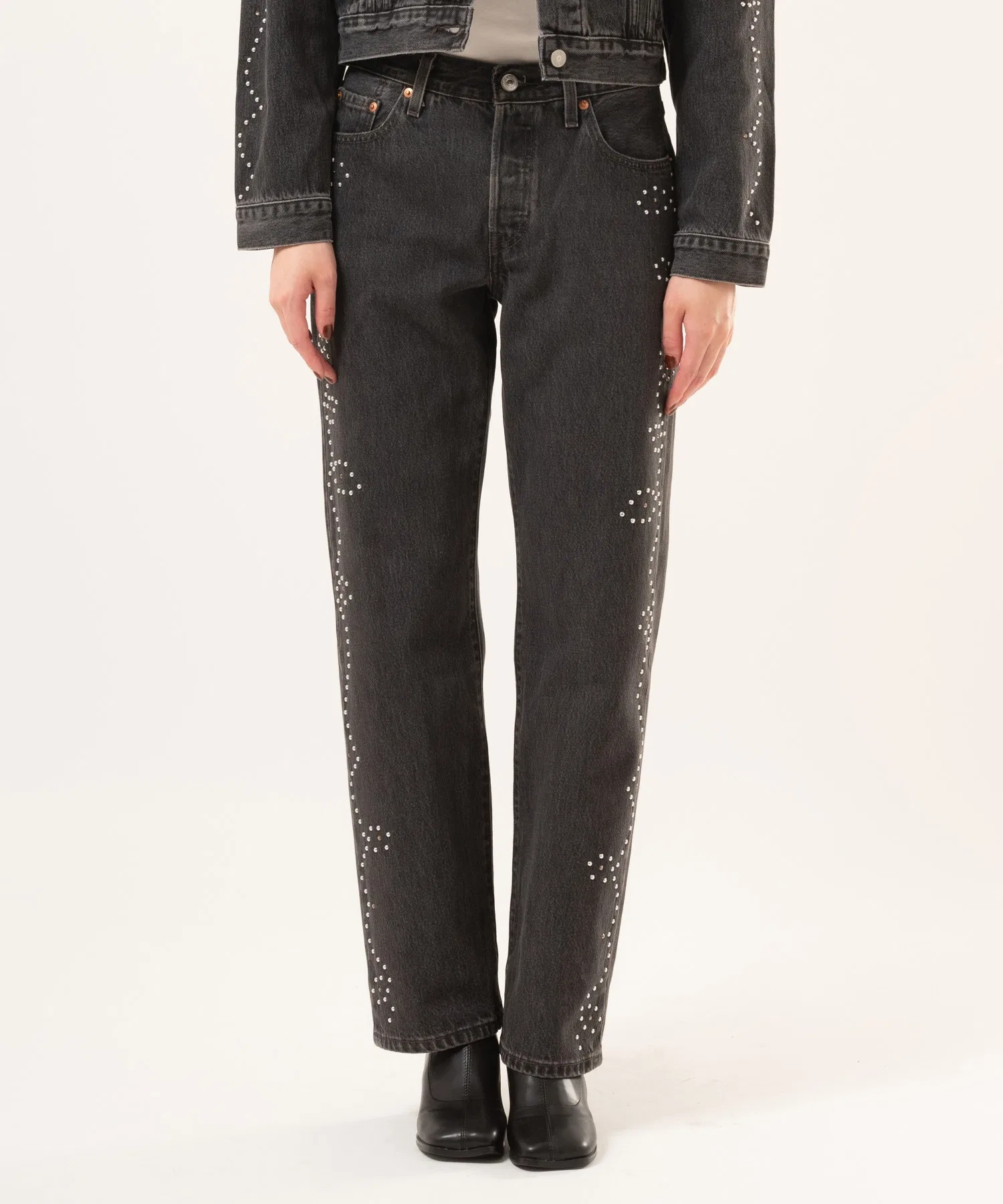 Джинсы Levi's 501(R) в стиле 90-х