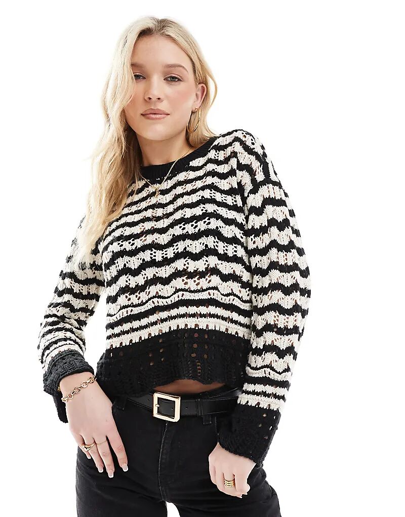 

Джемпер крючком в моно полоску Vero Moda