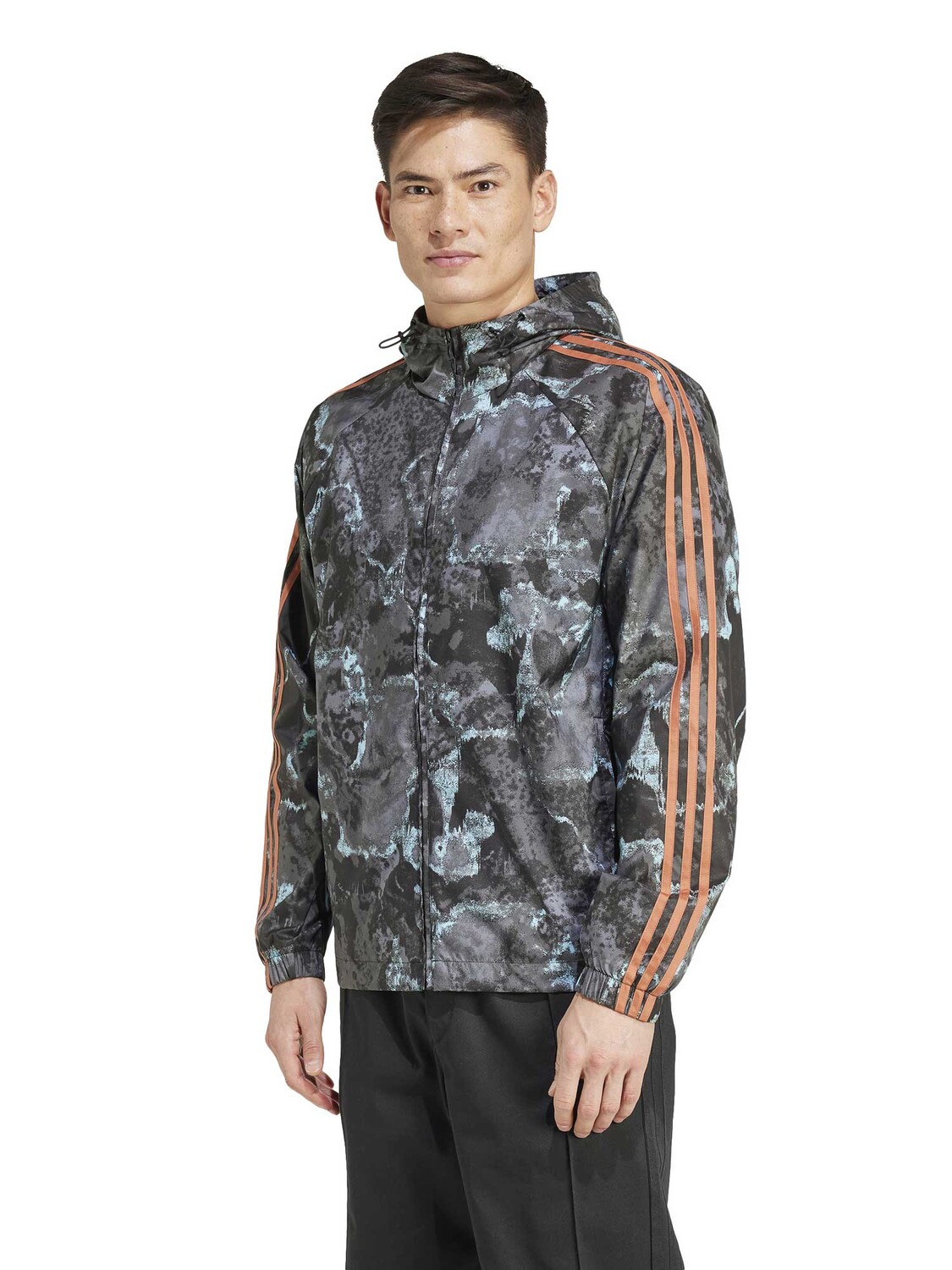 

Ветровка Adidas Performance FC Bayern Munich Seasonal, черный