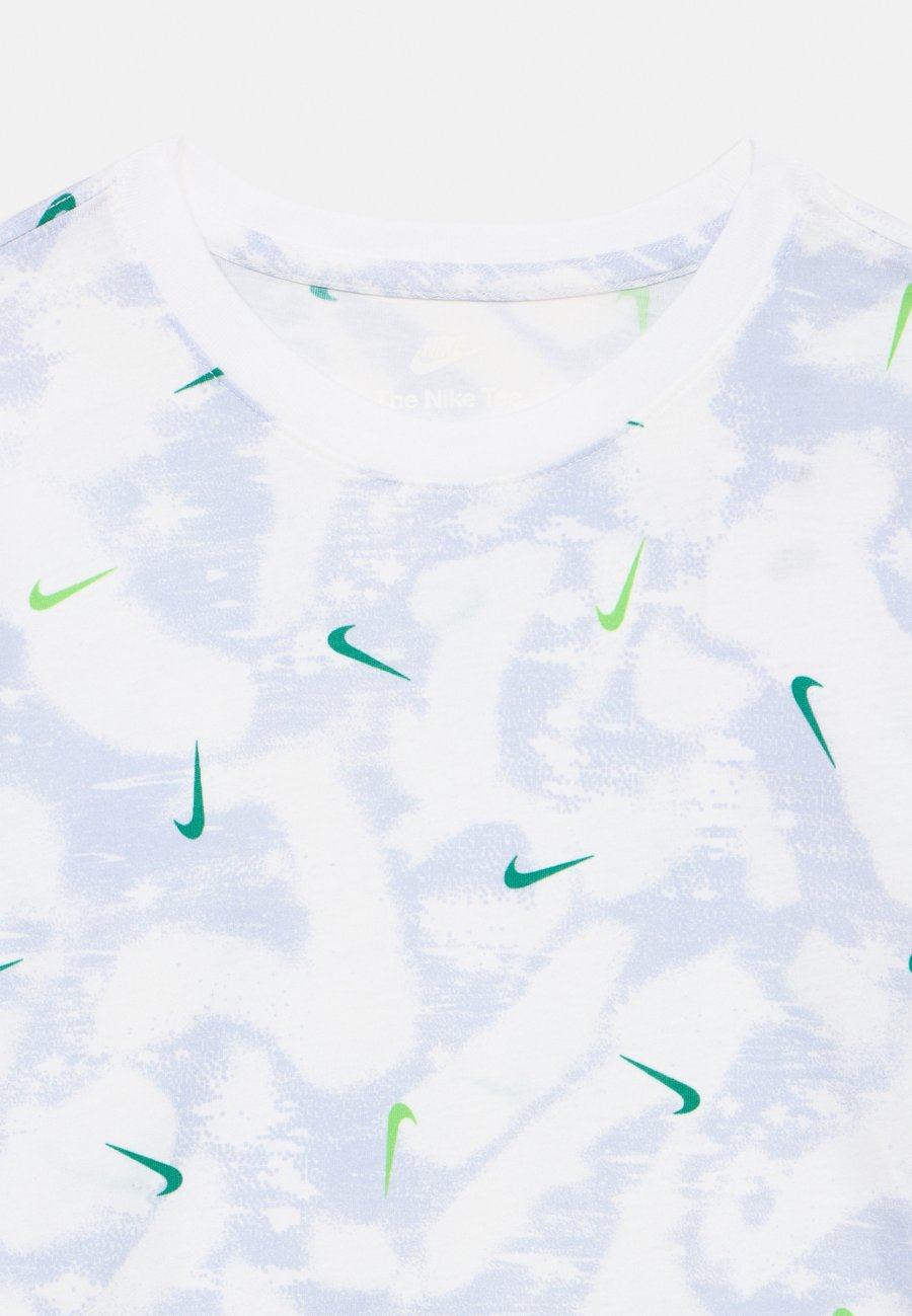 Футболка Nike Sportswear TEE UNISEX, White/Mean Green/White — фото 3