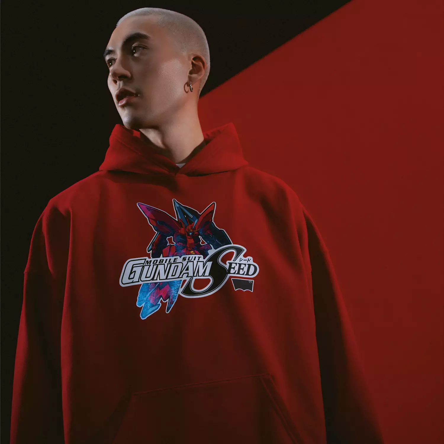 

Худи Levi's x Gundam Seed, красный