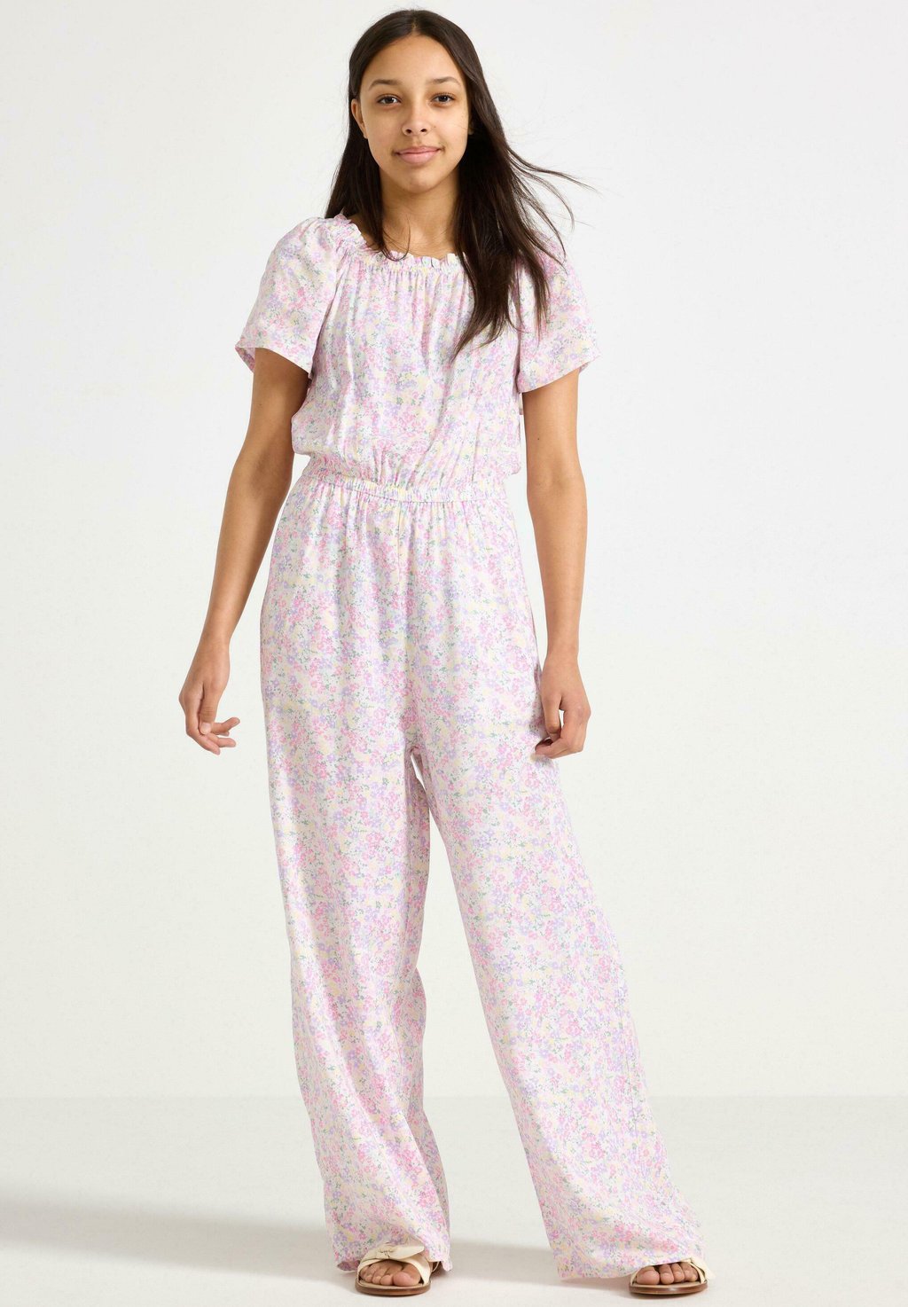 

Комбинезон SHORT-SLEEVED Lindex, белый