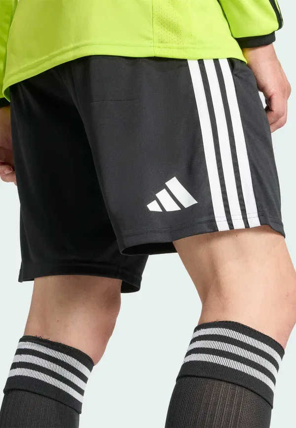 Шорты спортивные Adidas Performance Referee 26 short, черно-белые — фото 4