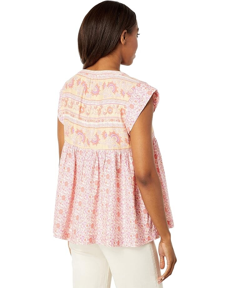 

Топ Lucky Brand Printed Flutter Sleeve Top, цвет Peach Multi