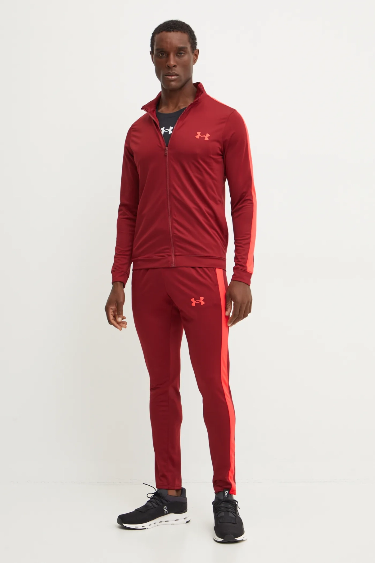 

Вязаный спортивный костюм Under Armour, гранатовый