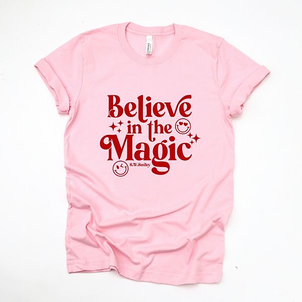 

Футболка с принтом SWSmiley believe in magic sparkle Simply Sage Market, Pink, Зеленый, Футболка с принтом SWSmiley believe in magic sparkle Simply Sage Market, Pink