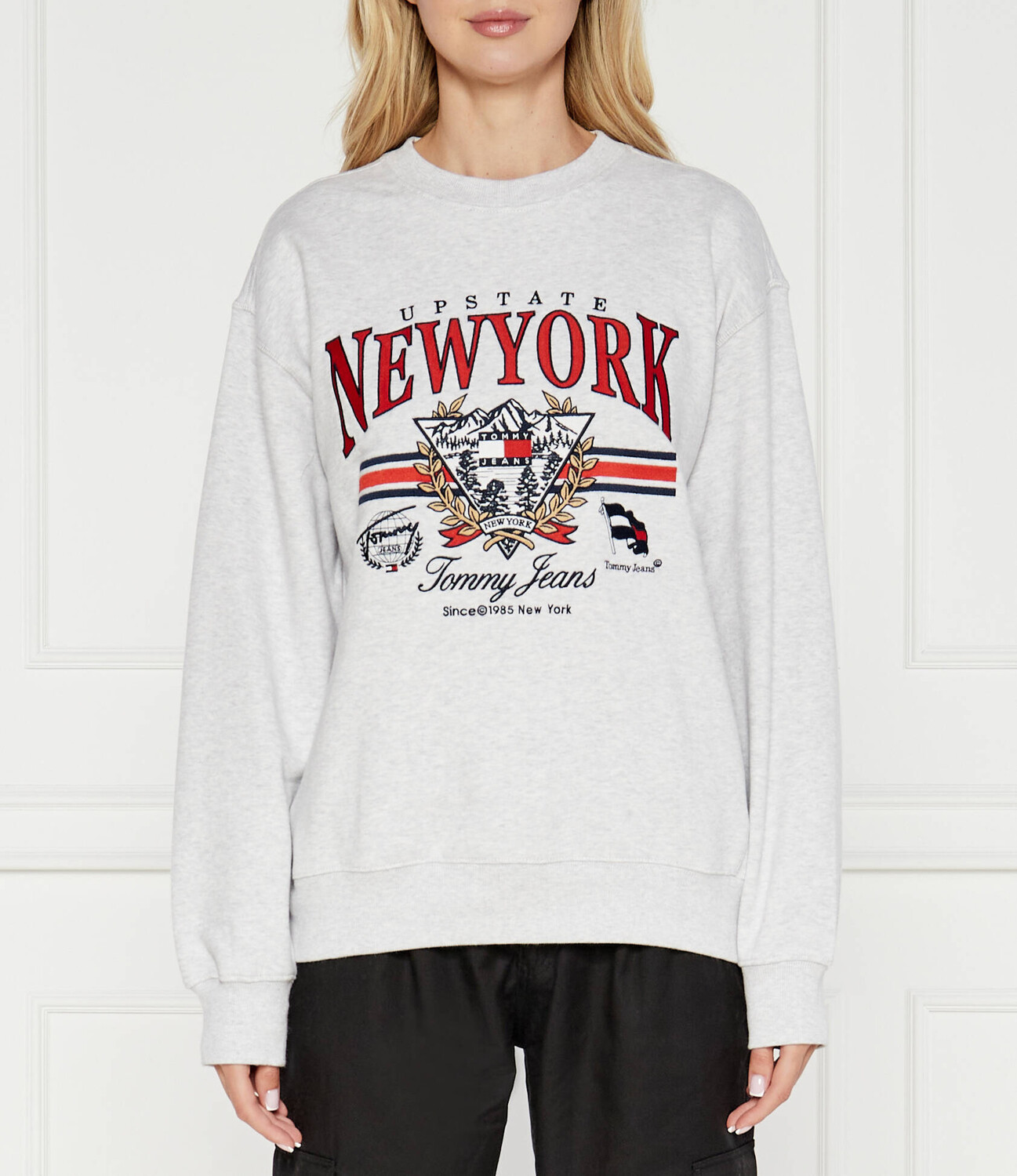 

Толстовка Tommy Jeans VINTAGE Relaxed fit, серый