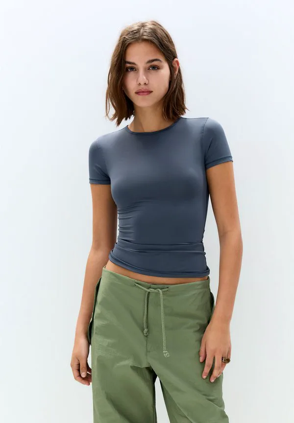 

Базовая футболка с коротким рукавом Pull&Bear, Dark Blue, Синий, Базовая футболка с коротким рукавом Pull&Bear, Dark Blue